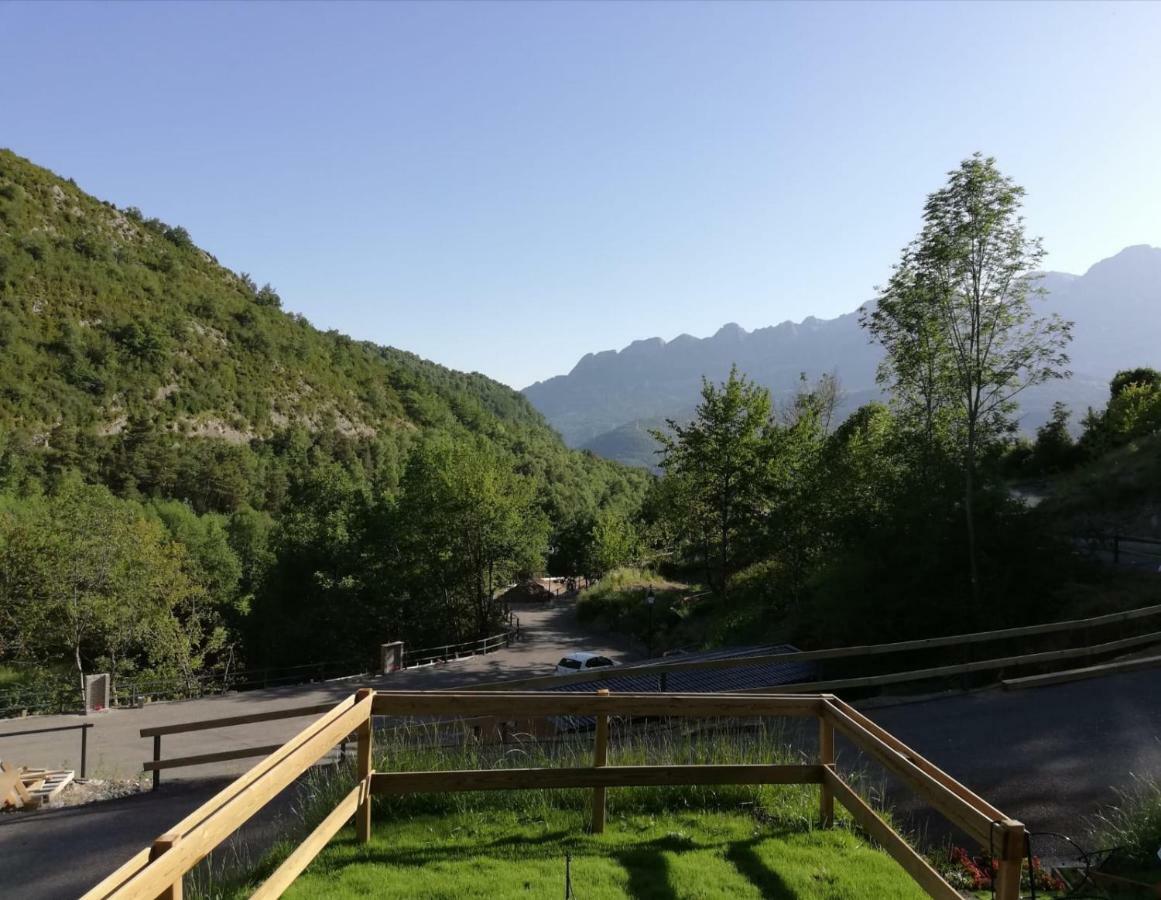 Panticosa Lodge Bagian luar foto